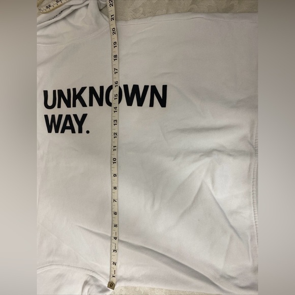 - Zara White Oversized Sweatshirt size S - Picture 9 of 10